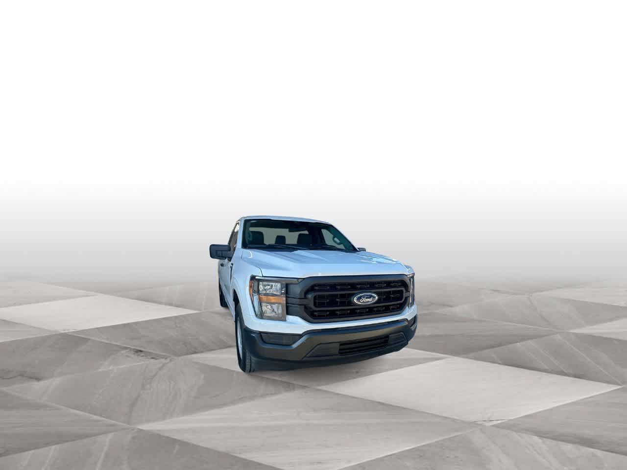 Used 2023 Ford F150 XL RWD image 2