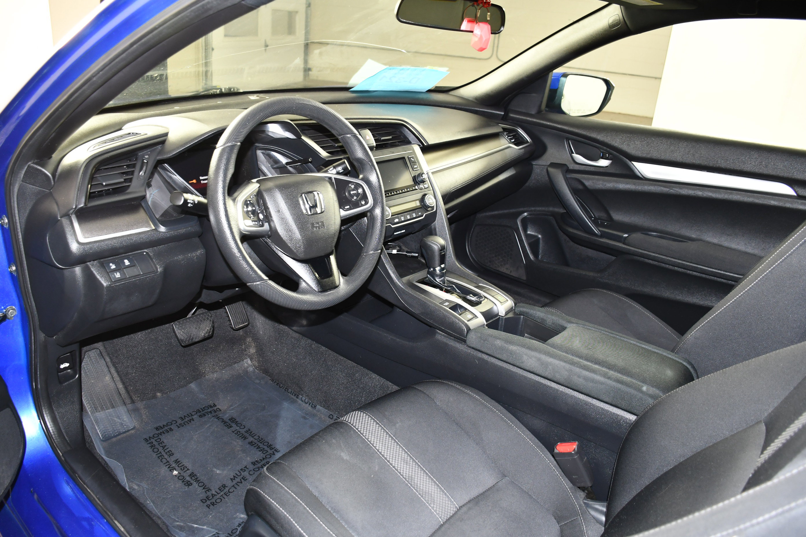 Used 2020 Honda Civic LX image 2