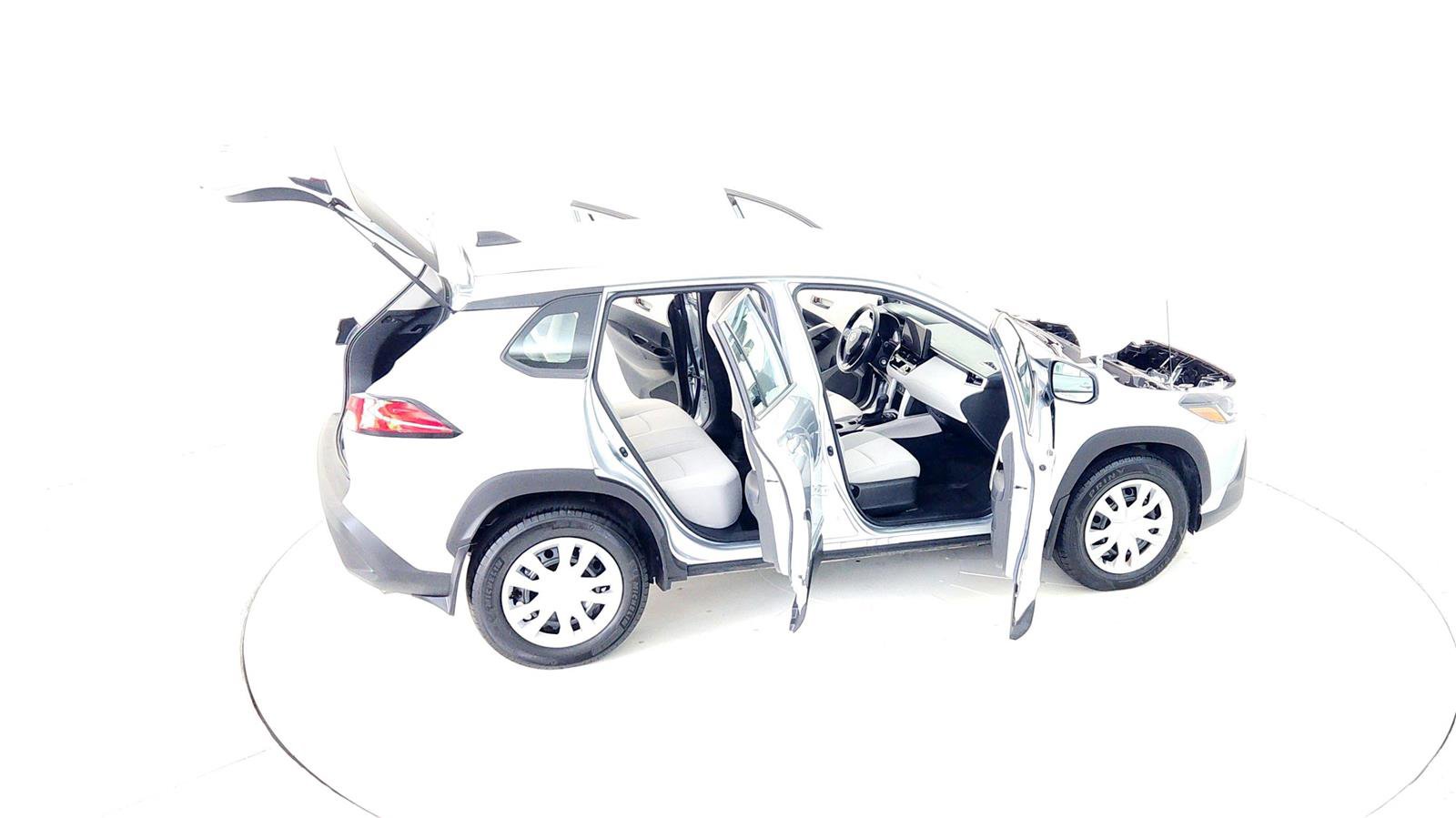 Certified 2023 Toyota Corolla Cross L image 18