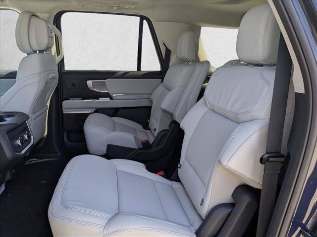 New 2027 Ford Expedition Max Platinum AWD/4WD image 15