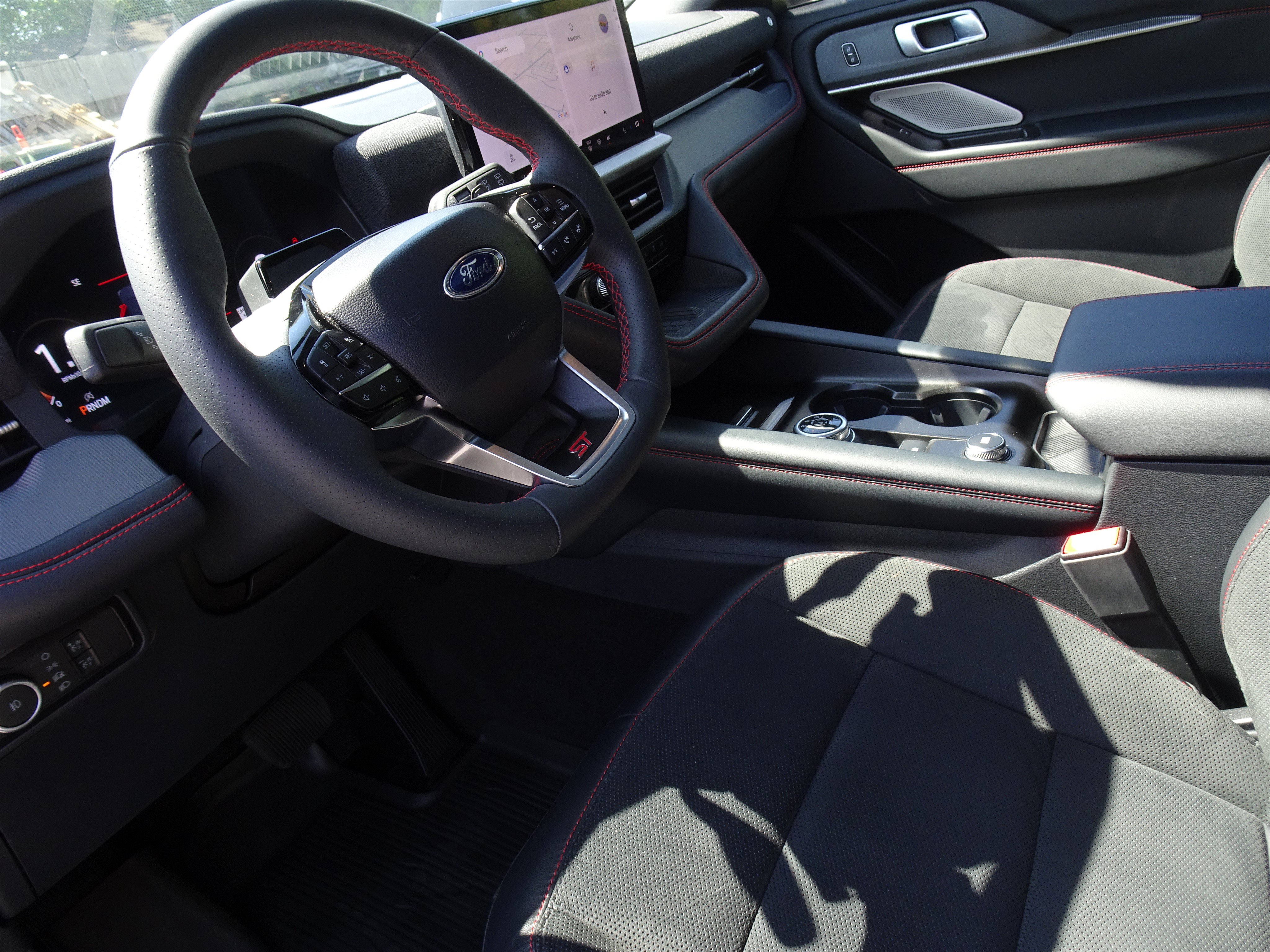 Used 2025 Ford Explorer ST AWD/4WD image 15