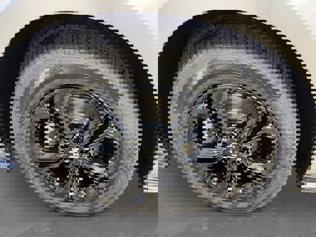 Used 2025 Honda Accord SE image 10