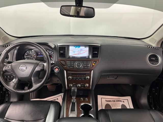 Used 2020 Nissan Pathfinder Platinum FWD image 40