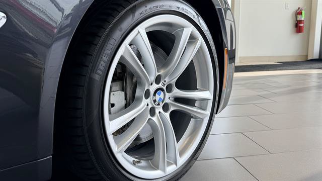 Used 2012 BMW 750i RWD image 35