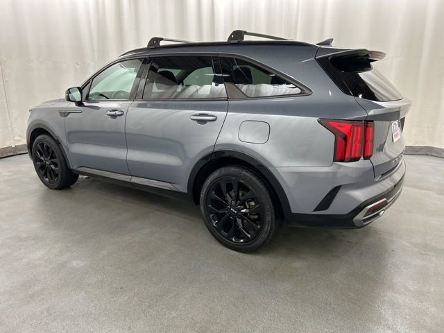 Used 2022 Kia Sorento SX image 3