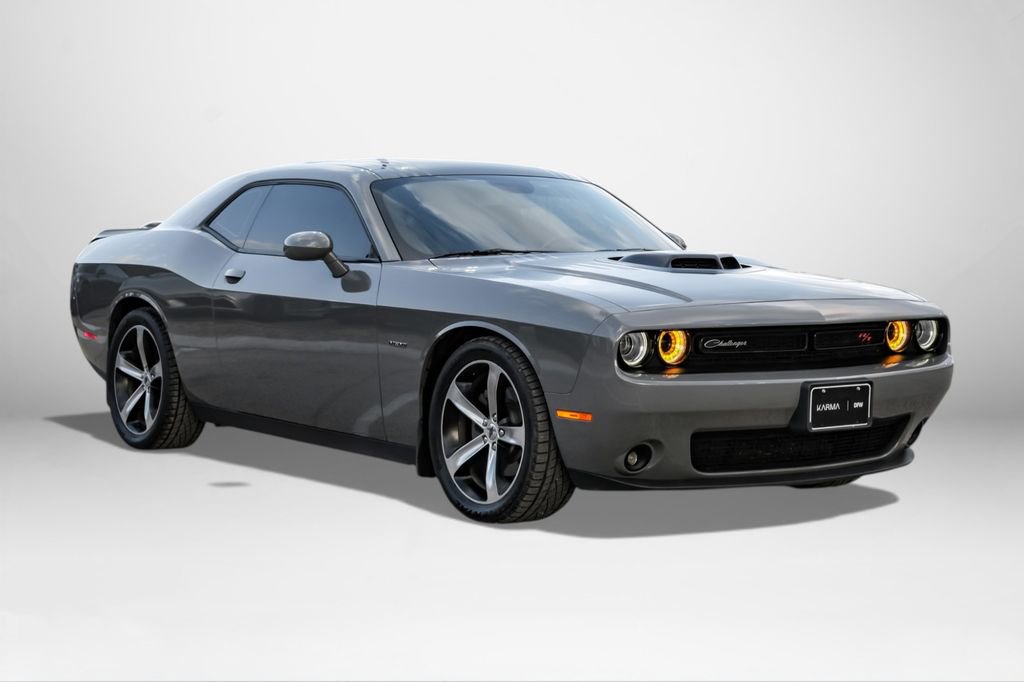 Used 2018 Dodge Challenger R/T image 4