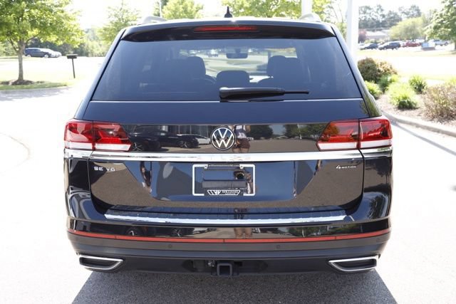Used 2023 Volkswagen Atlas SE w/ Black Wheel Package AWD/4WD image 4