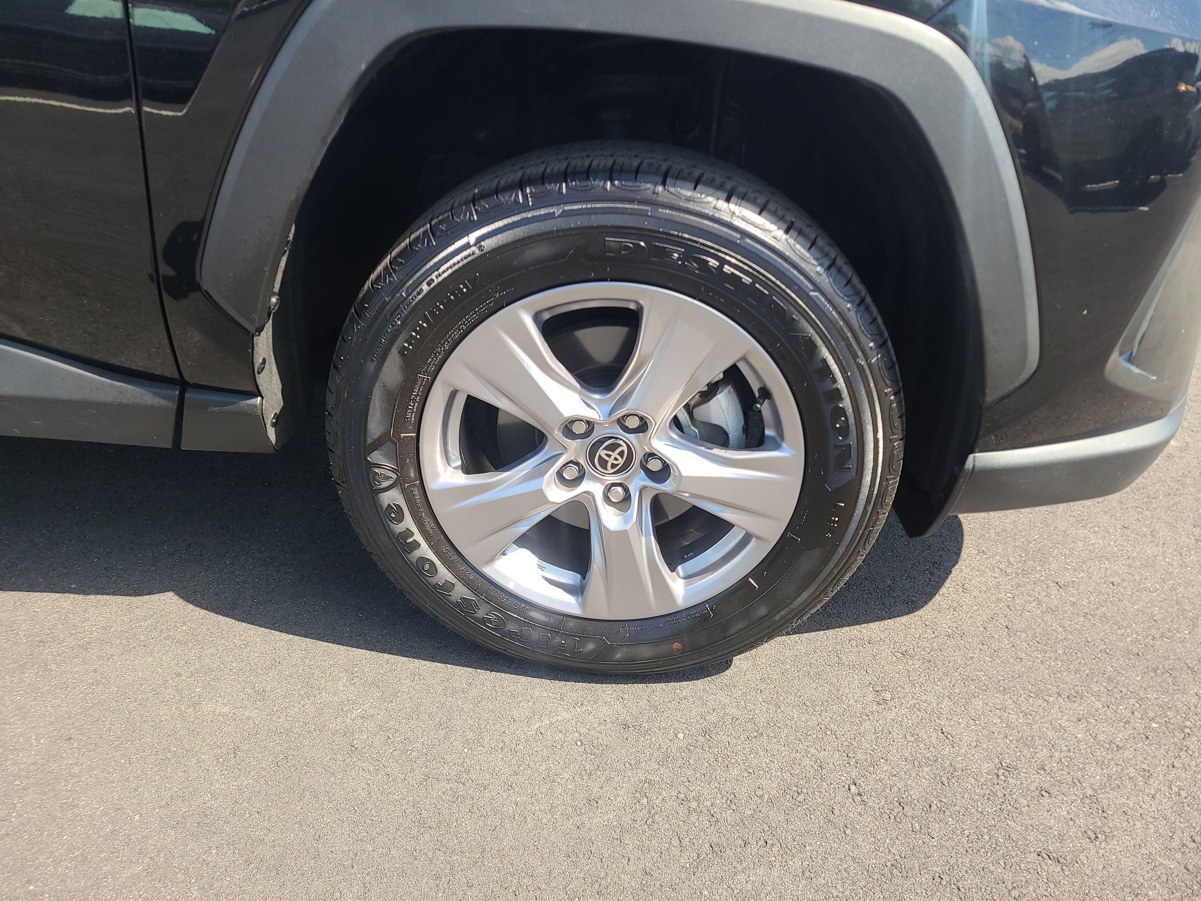 Certified 2025 Toyota RAV4 XLE AWD/4WD image 12