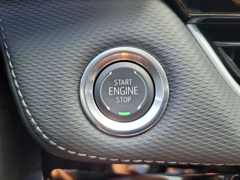 Certified 2026 Chevrolet Equinox LT FWD image 17