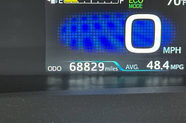 Used 2020 Toyota Prius LE FWD image 27