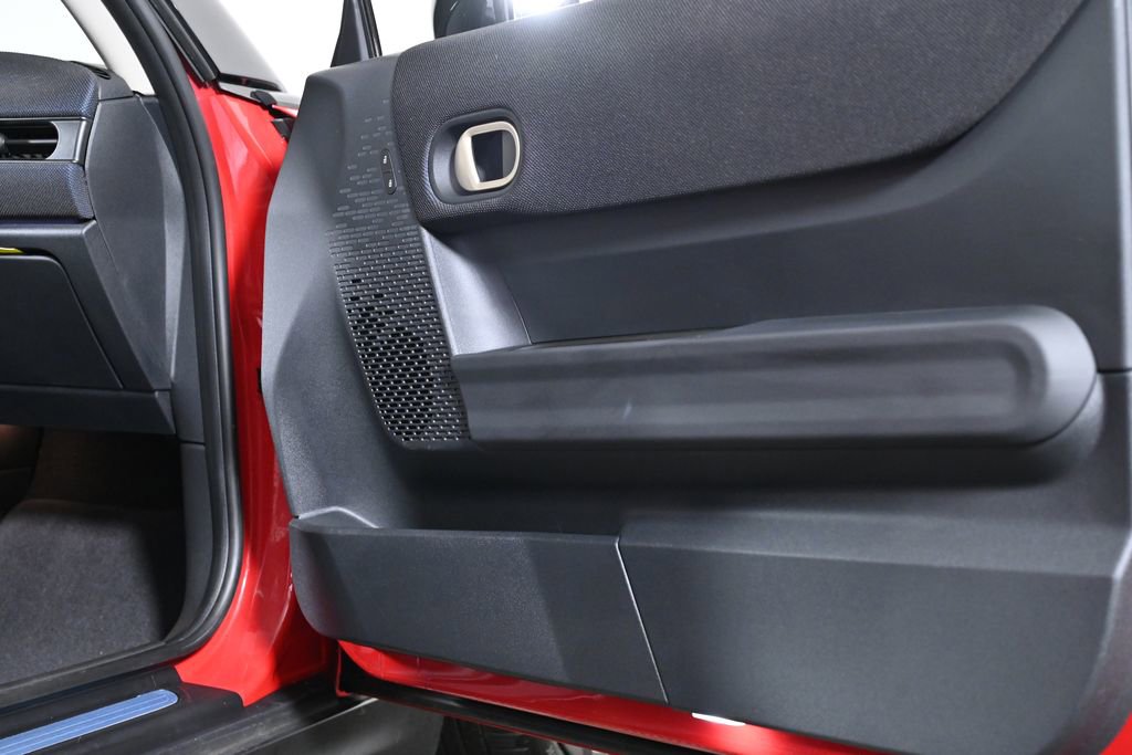 Certified 2025 MINI Cooper 2-Door Hardtop FWD image 26