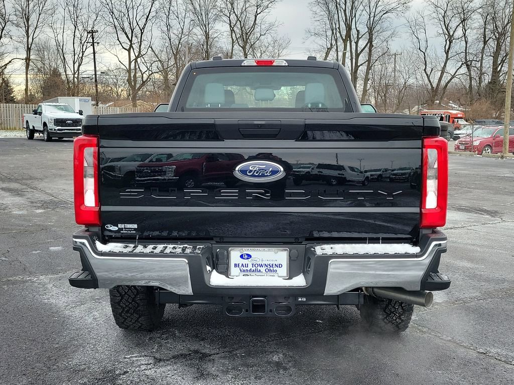 New 2026 Ford F250 XL w/ XL Off-Road Package AWD/4WD image 5