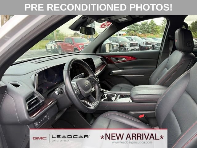 Used 2025 Chevrolet Traverse Z71 w/ LPO, Floor Liner Package AWD/4WD image 24