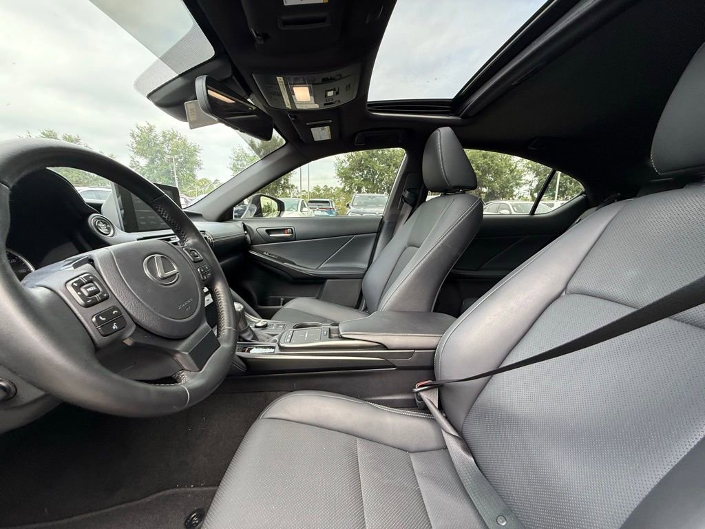 Used 2024 Lexus IS 300 w/ Premium Package image 20