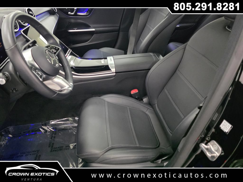 Used 2025 Mercedes-Benz C 300 Sedan image 24