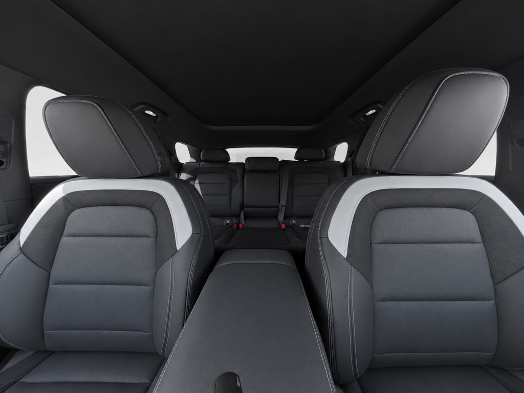 New 2026 Chevrolet Blazer EV LT AWD/4WD image 13