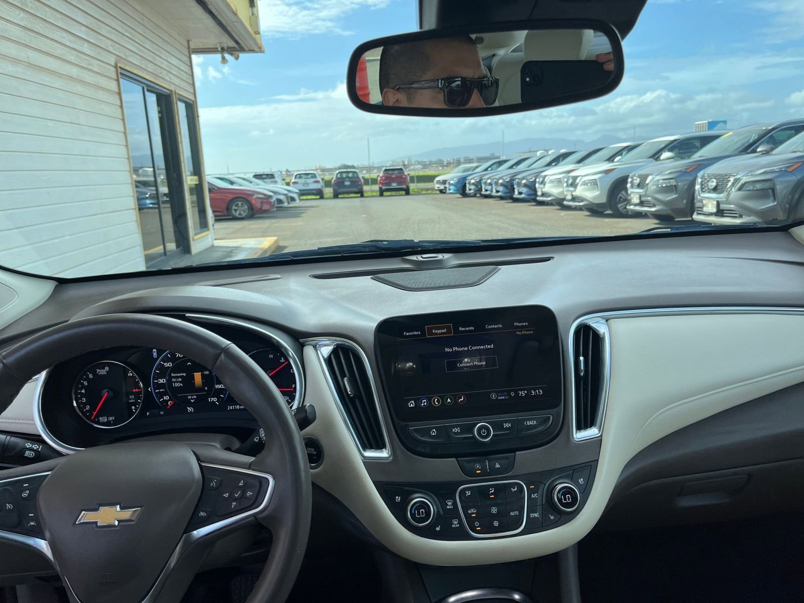 Used 2024 Chevrolet Malibu LT image 32