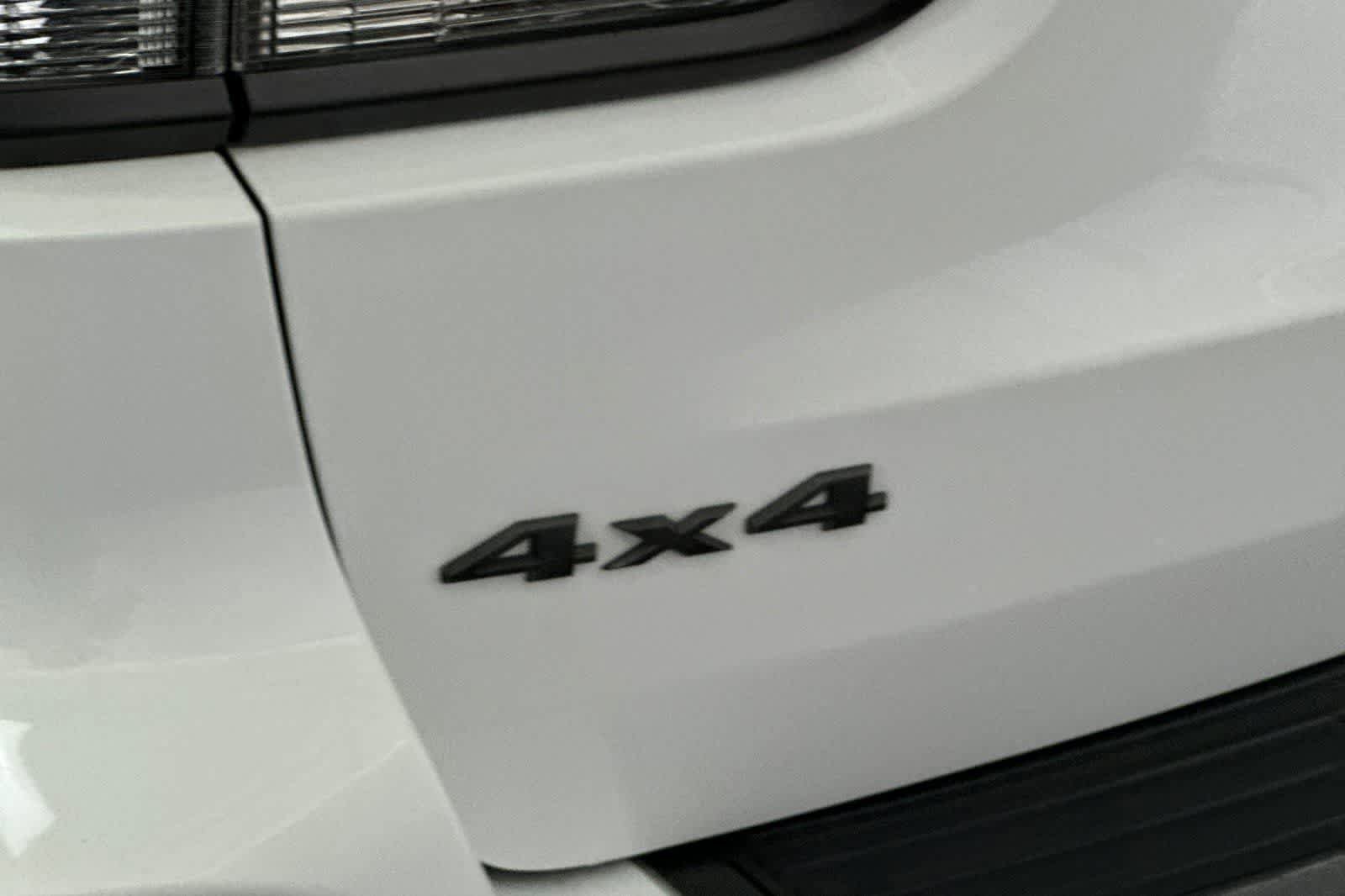 Used 2018 Jeep Grand Cherokee High Altitude AWD/4WD image 17