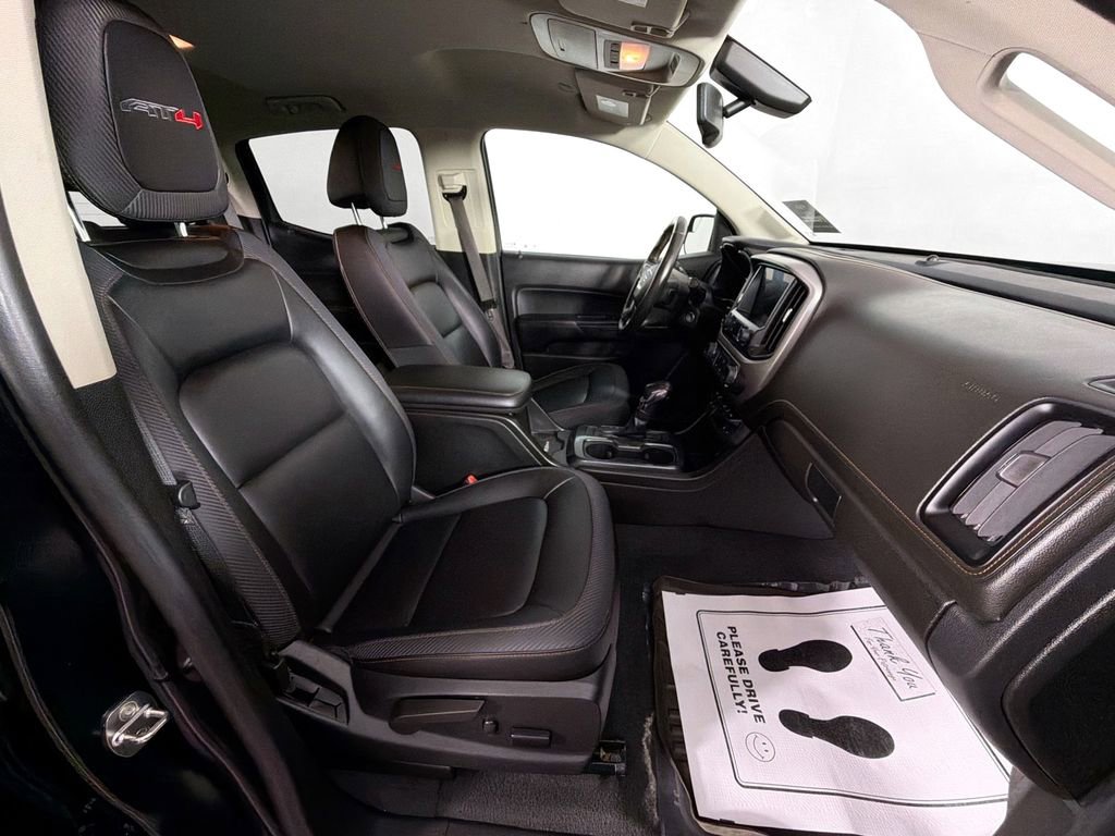 Used 2022 GMC Canyon AT4 image 28