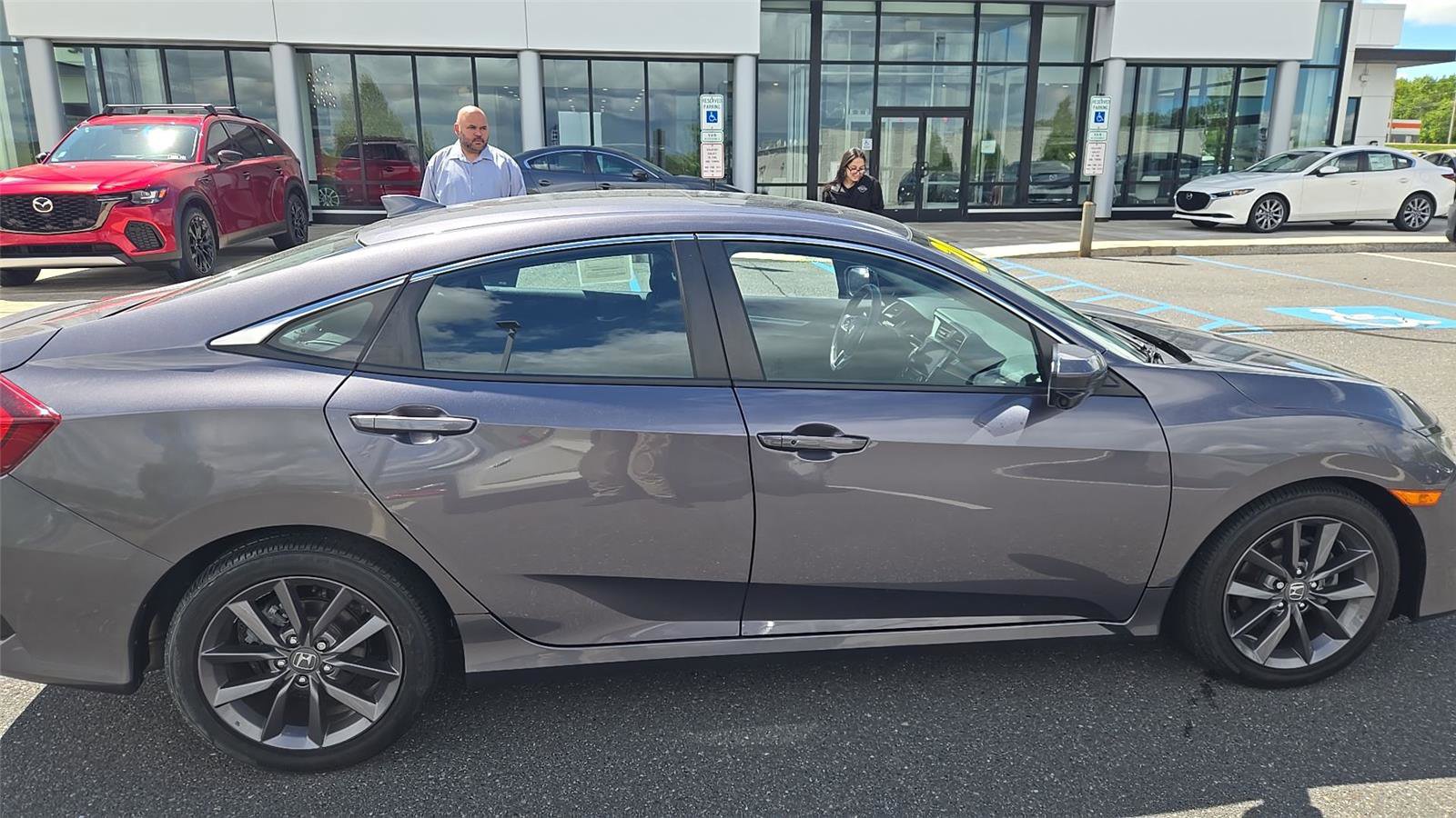 Used 2020 Honda Civic EX image 8