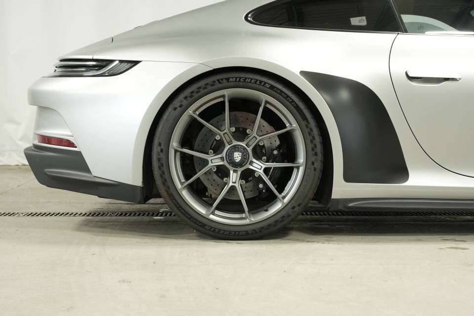 Used 2022 Porsche 911 GT3 image 47
