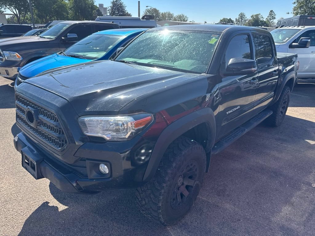 Used 2017 Toyota Tacoma TRD Off-Road AWD/4WD image 1
