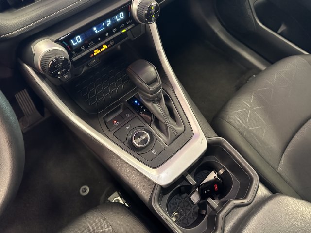 Certified 2025 Toyota RAV4 XLE AWD/4WD image 24