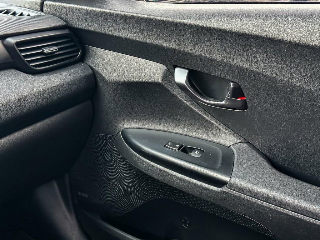 Used 2019 Hyundai Veloster N N w/ Performance Package image 27