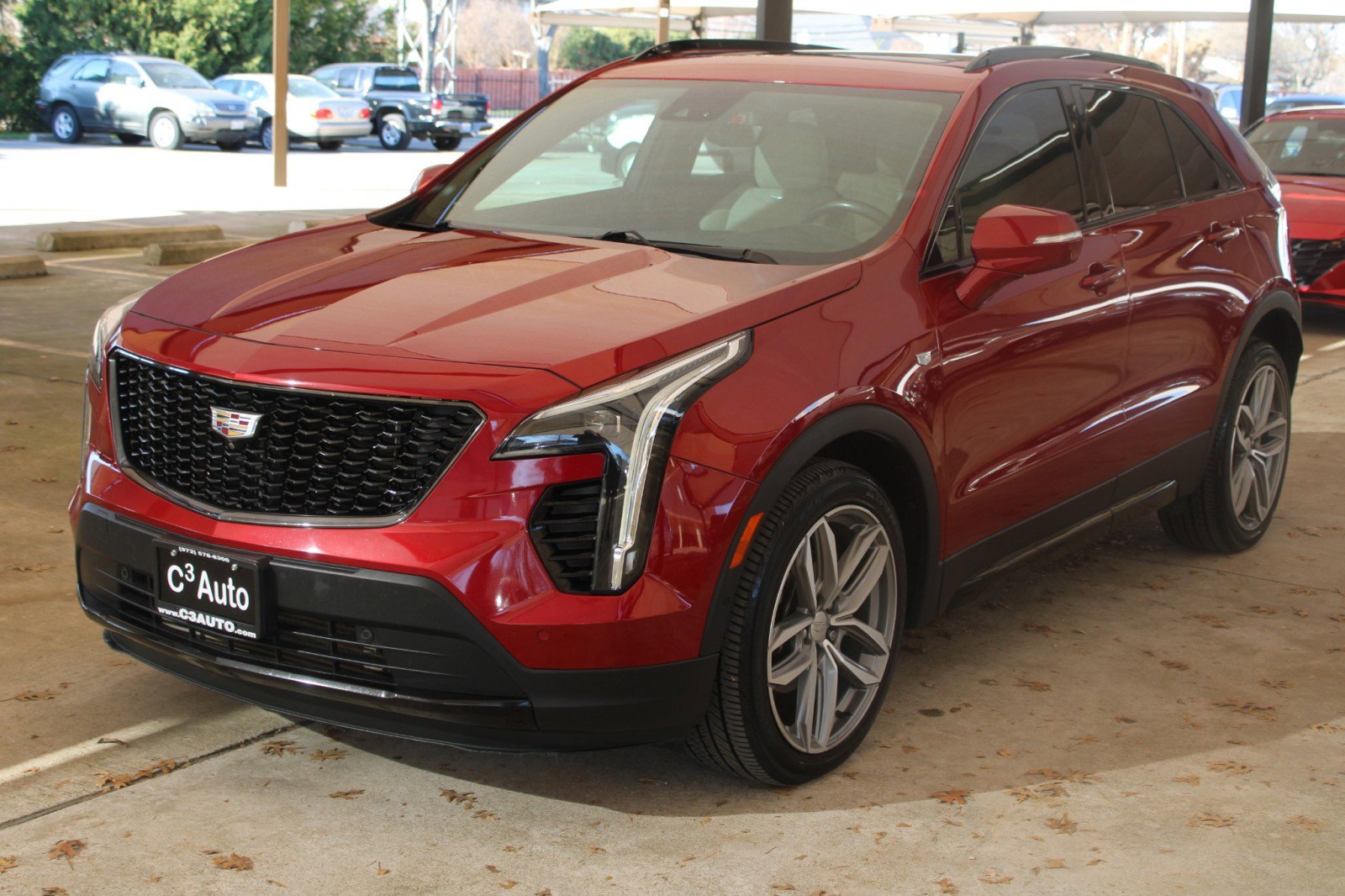 Used 2019 Cadillac XT4 Sport image 3