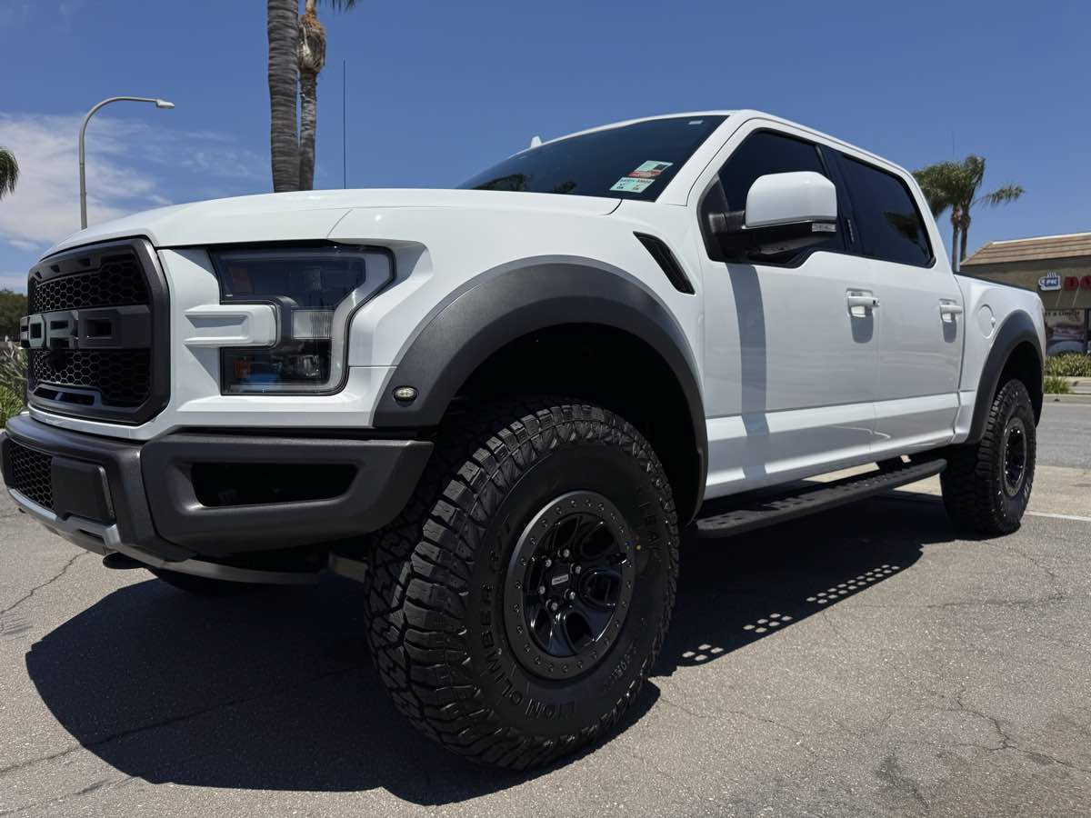 Used 2020 Ford F150 Raptor w/ Equipment Group 802A Luxury AWD/4WD image 13