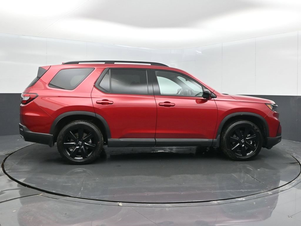 Certified 2025 Honda Pilot Black Edition image 25