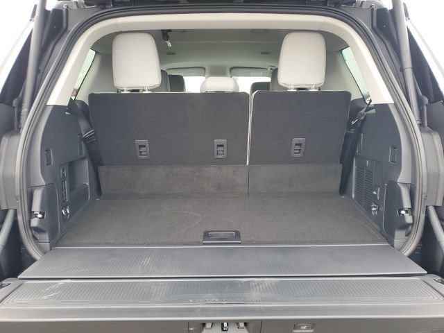 New 2026 Ford Expedition Active image 7