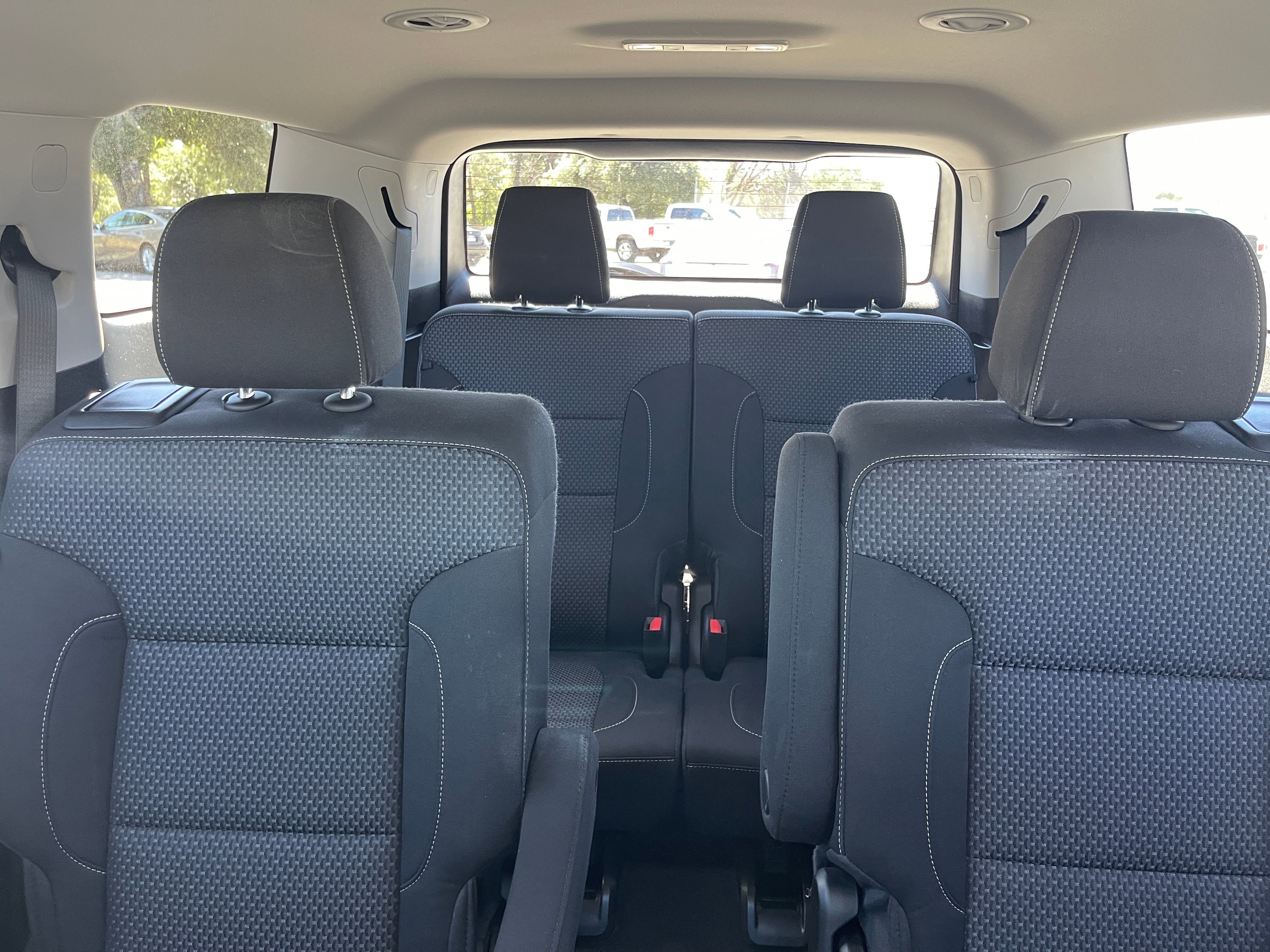 Used 2022 GMC Acadia SLE FWD image 15