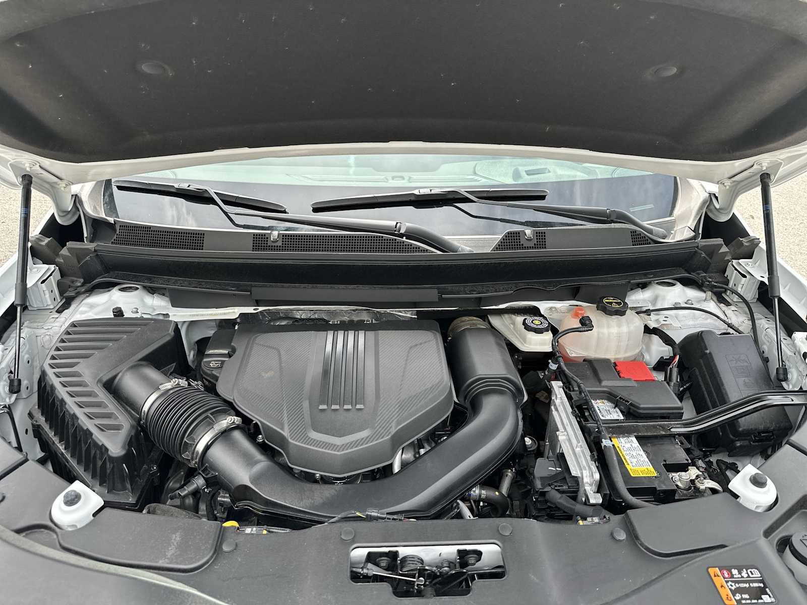 Certified 2024 Chevrolet Traverse LT w/ LPO, Floor Liner Package FWD image 13