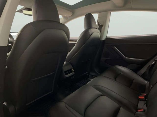 Used 2023 Tesla Model 3 Standard Range image 51