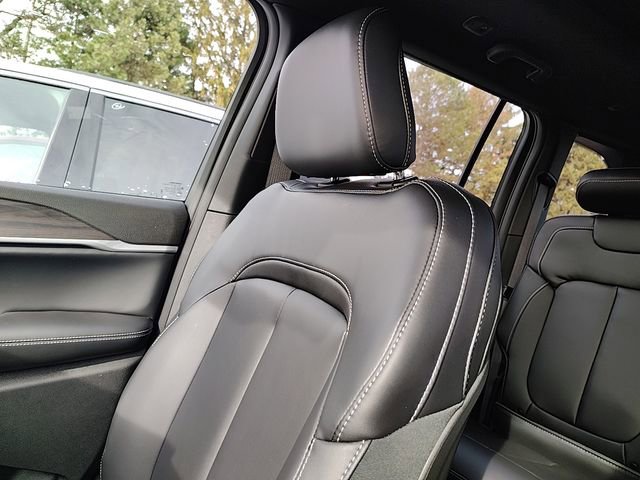 New 2026 Jeep Grand Cherokee Limited w/ Limited Altitude Package AWD/4WD image 23