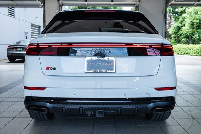 Used 2025 Audi Q8 Prestige AWD/4WD image 5