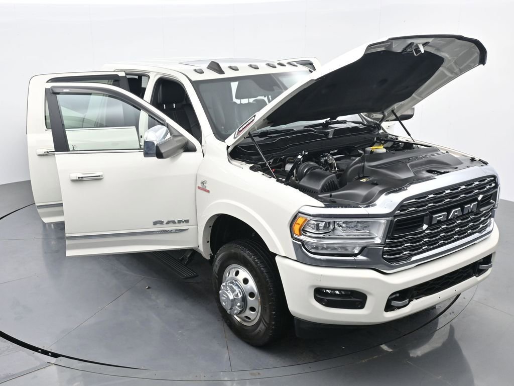 Used 2022 RAM 3500 Limited image 35