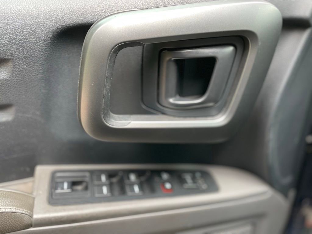 Used 2010 Honda Ridgeline RTL image 9