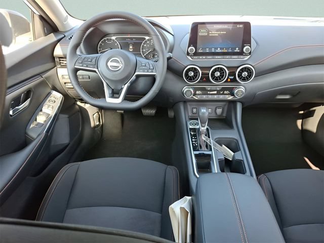 Certified 2025 Nissan Sentra SR w/ Midnight Edition FWD image 26