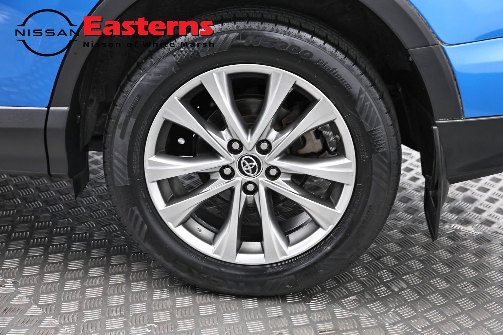 Used 2017 Toyota RAV4 Limited w/ All Weather Liner Package AWD/4WD image 36
