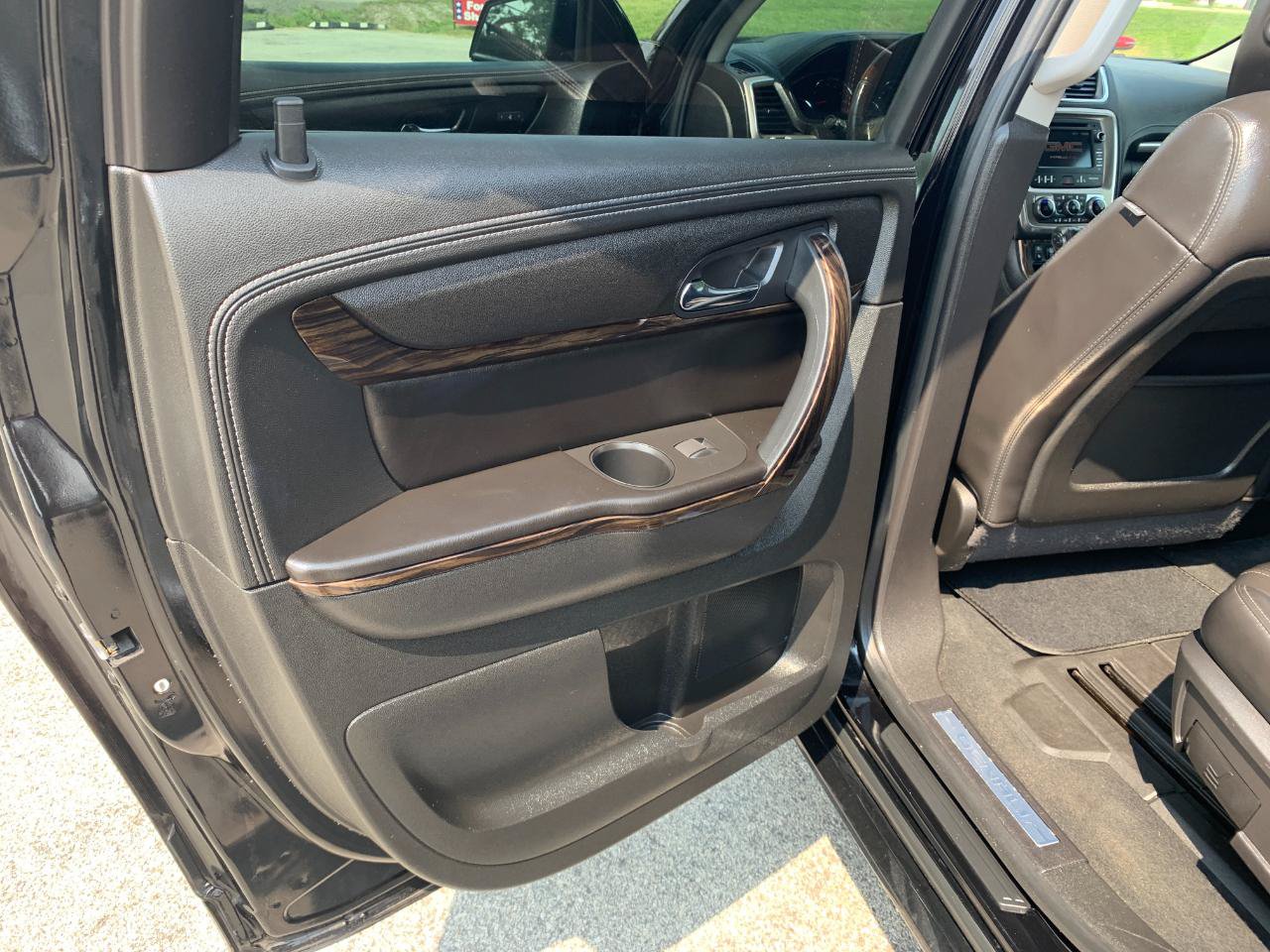 Used 2016 GMC Acadia Denali AWD/4WD image 28