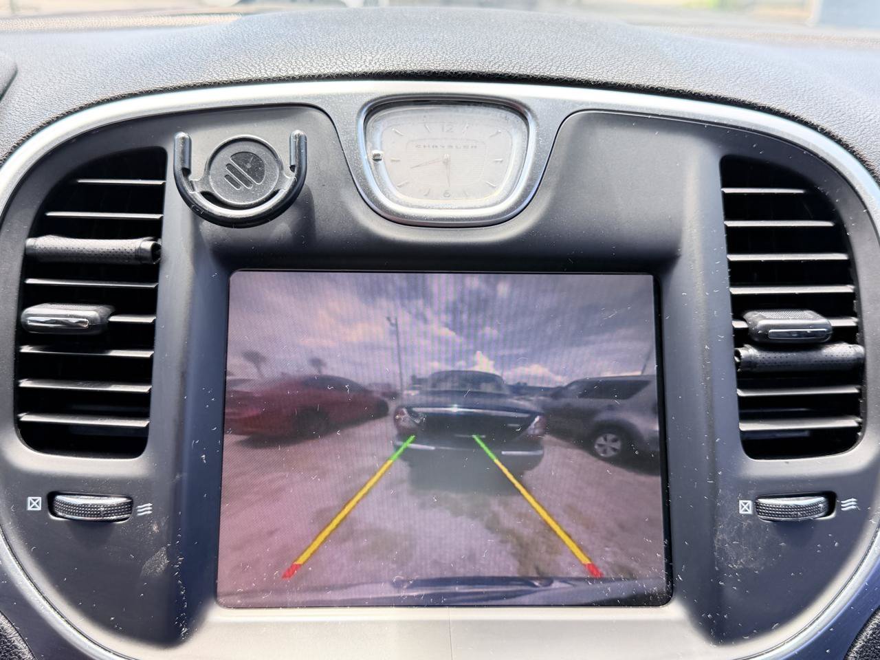 Used 2016 Chrysler 300 C RWD image 21