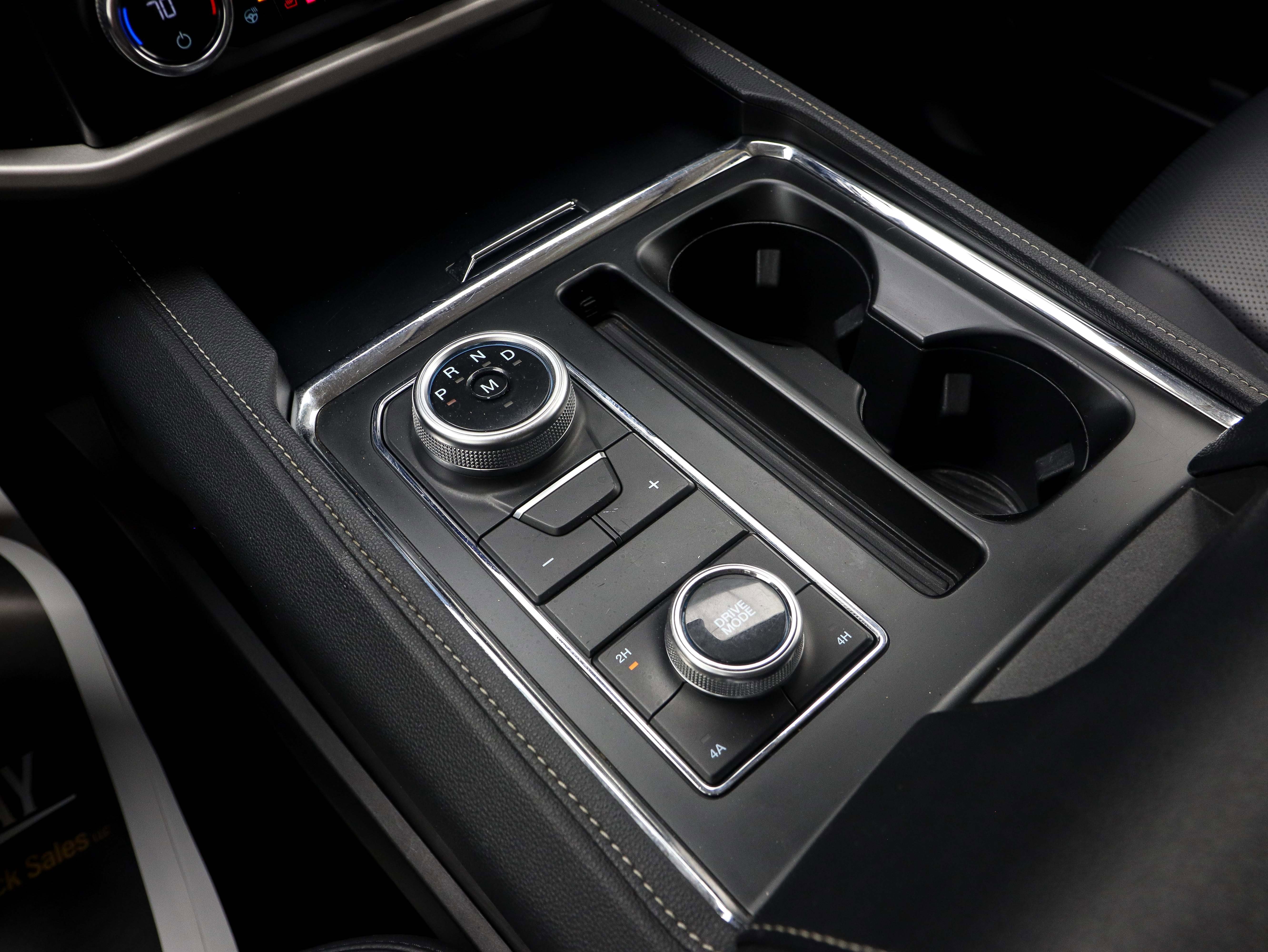 Used 2023 Ford Expedition Max XLT image 27