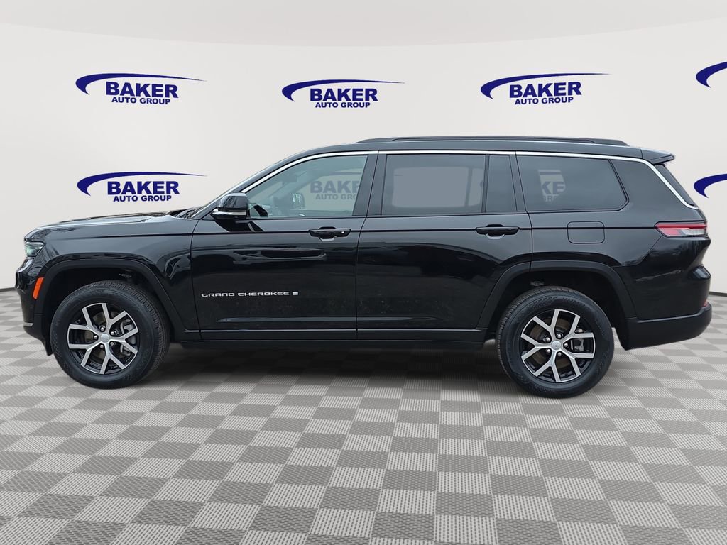 Used 2024 Jeep Grand Cherokee L Limited w/ Luxury Tech Group II image 6