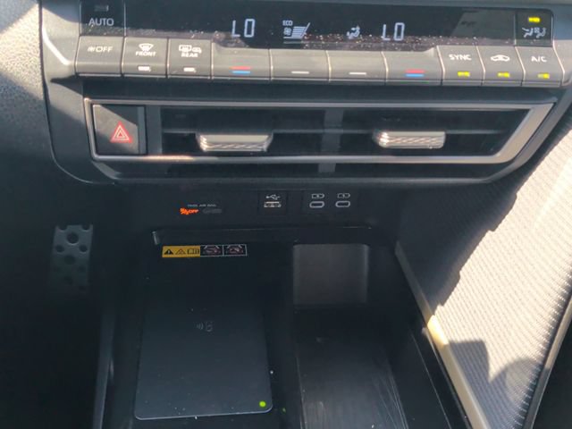 Used 2026 Toyota Camry SE FWD image 23