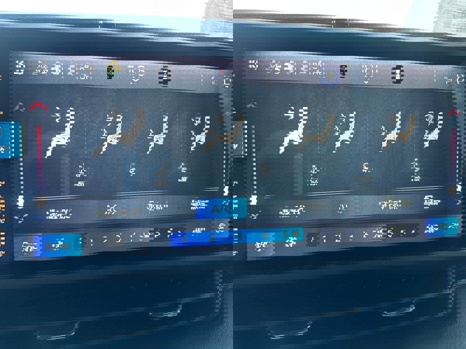 Used 2025 Jeep Gladiator Mojave w/ Convenience Group image 30