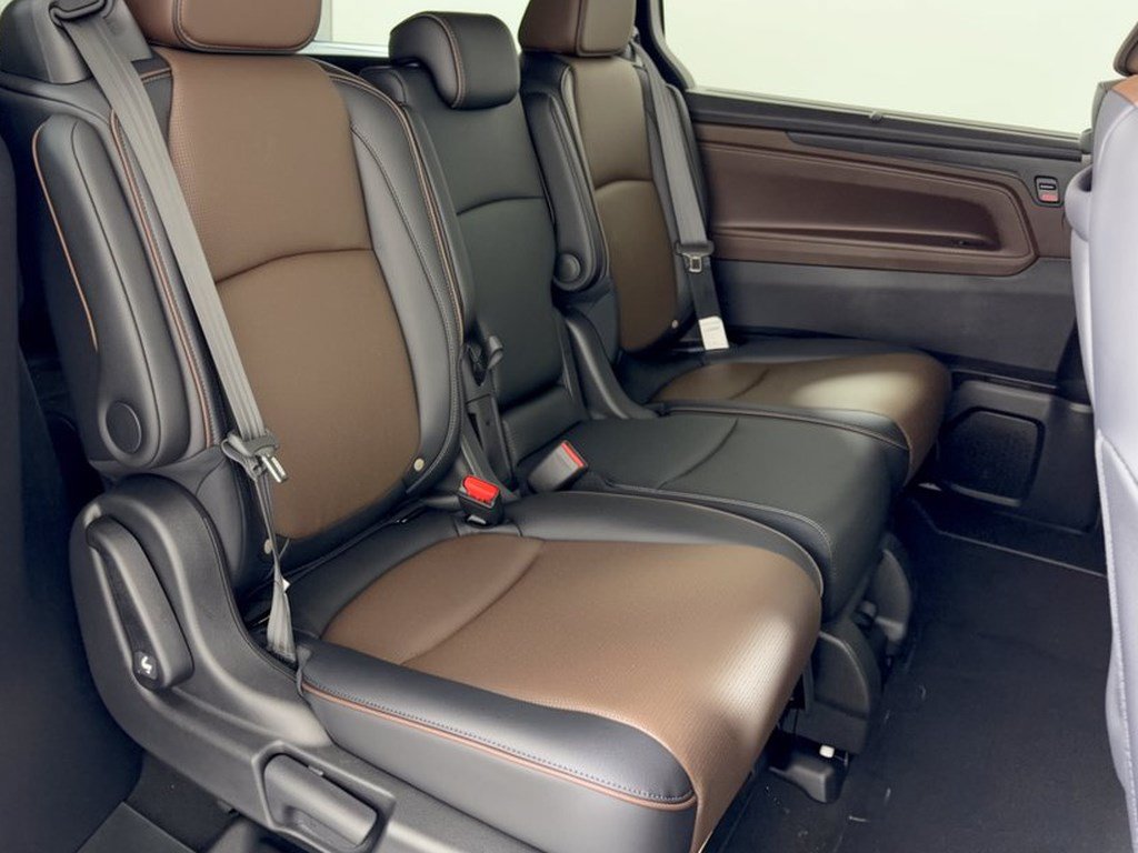 New 2027 Honda Odyssey Elite image 29