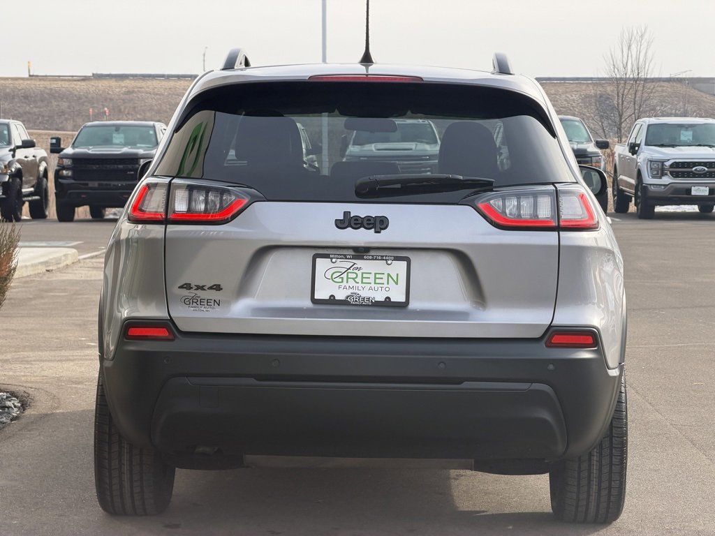 Used 2020 Jeep Cherokee Latitude Plus image 7