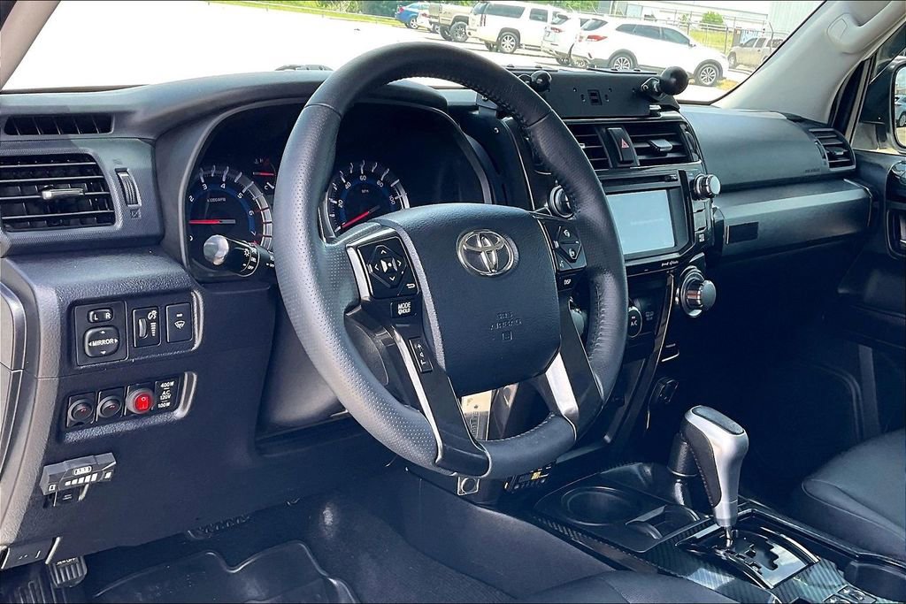Used 2019 Toyota 4Runner TRD Off-Road Premium AWD/4WD image 14